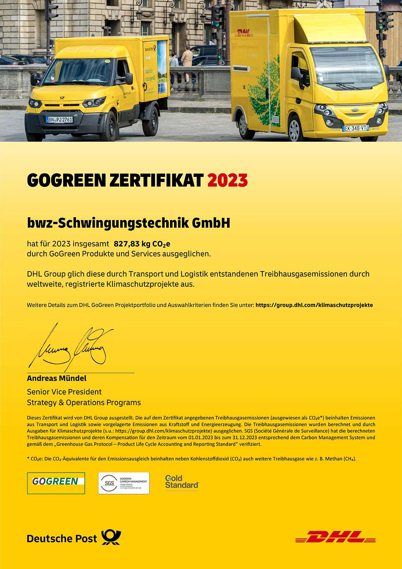 eine gelbe Urkunde vom Paketdienstleister DHL, auf welcher vermerkt ist, daß bwz Schwingungstechnik durch die Nutzung von GoGreen Produkten 827,83 KG CO2-Äquivalente im Jahr 2023 eingespart hat